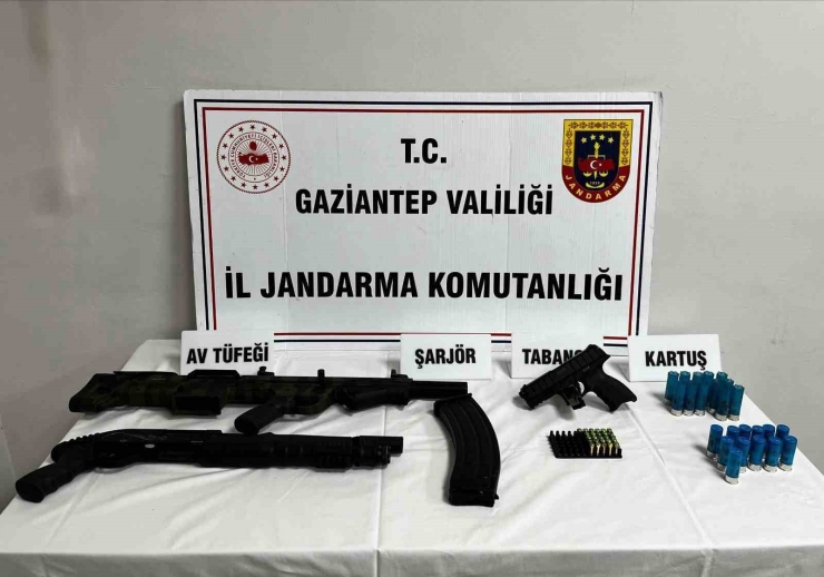 Gaziantep’te 20 Adet Kaçak Silah Ele Geçirildi