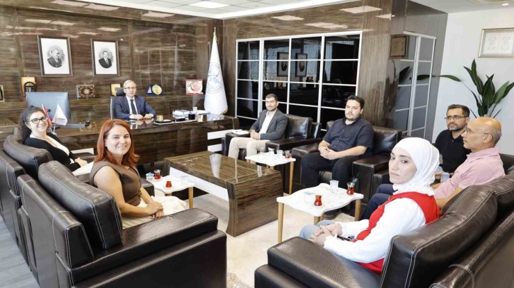 Abd’nin Öncü Üniversitelerinden Snhu, Gibtü’yü Ziyaret Etti