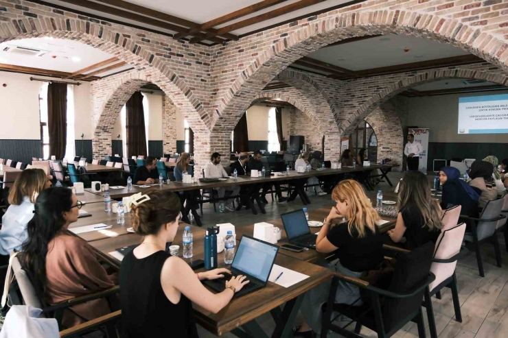 Şanlıurfa Çocuk Güvenliğinde Çevre İllere Örnek Oluyor