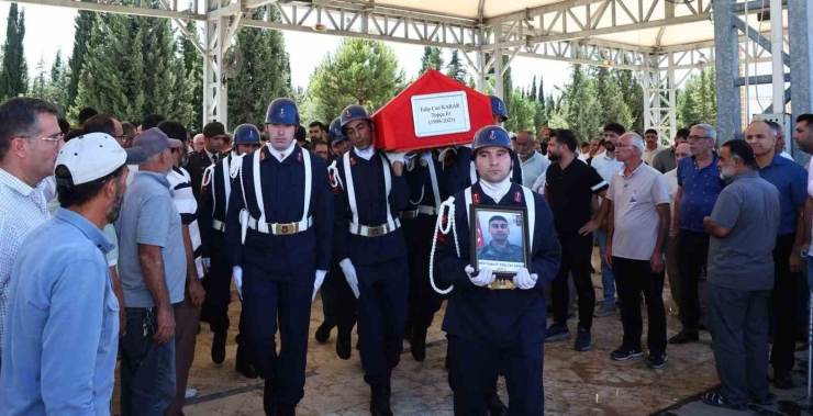 Topçu Er Edip Can Karar, Adıyaman’da Son Yolculuğuna Uğurlandı