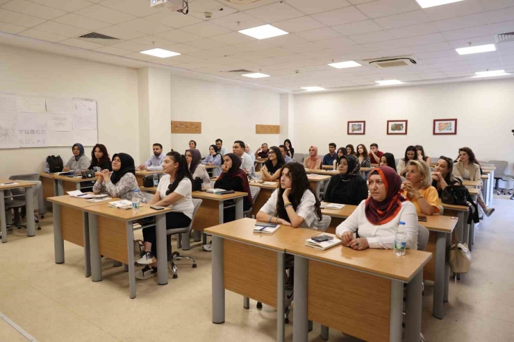 Dijital Görünürlük Atölyesi Hkü Design Akademi’de Gerçekleştirildi