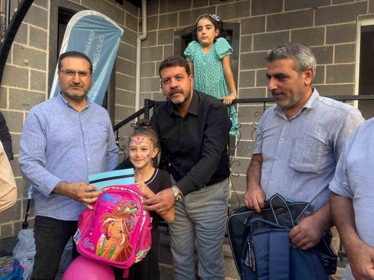 Diyarbakırlı Duyarlı İş Adamı Bozkuş, Öğrencileri Unutmadı