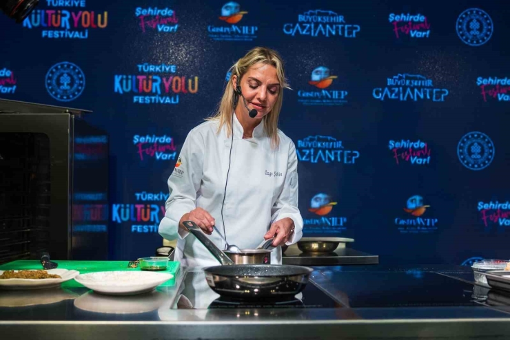 Kültür Yolu Festivali Gastroantep İle Gastorominin Ünlü İsimleri Gazi Şehirde Buluştu