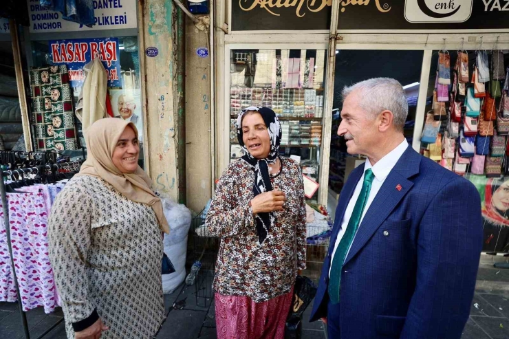 Başkan Tahmazoğlu, Çarşı Esnafı Ve Vatandaşlarla Buluştu