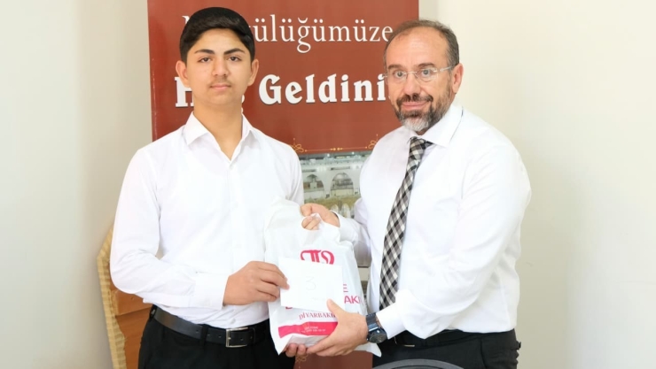 Diyarbakır’da Hafızlık Ve Kur’an-ı Kerim’i Güzel Okuma Yarışmaları