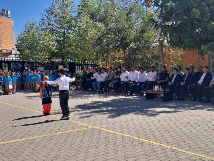 Dicle’de İlköğretim Haftası Coşkuyla Kutlandı