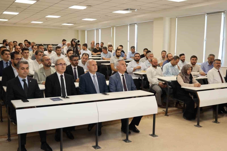 Din Görevlileri Mesleki Eğitim Ve Gelişim Seminerleri 2 Başladı