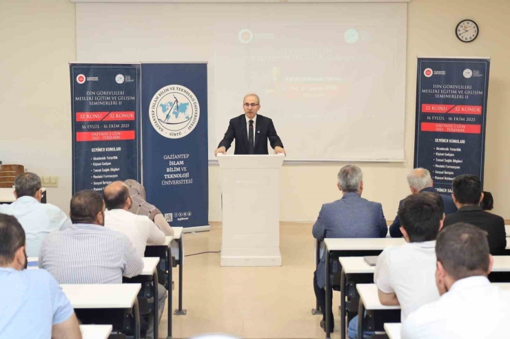 Din Görevlileri Mesleki Eğitim Ve Gelişim Seminerleri 2 Başladı