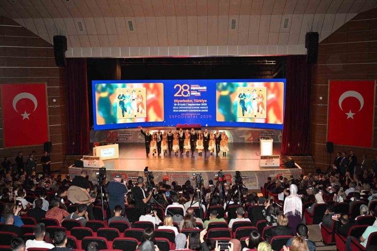 Diyarbakır’da 28. Uluslararası Diş Hekimliği Kongresi Başladı