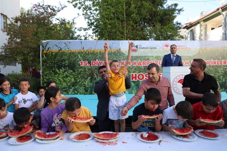 Diyarbakır’ın En Büyük Karpuzları Seçildi