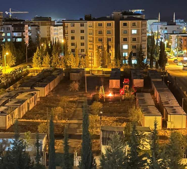Boşaltılan Konteyner Kent, Madde Bağımlılarının Yuvası Haline Geldi