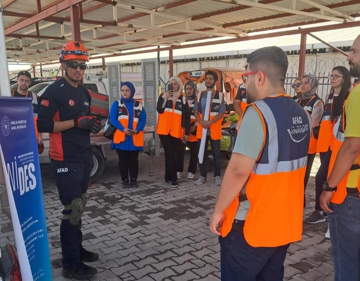 "depreme Hazırlanan Genç Nesiller" Eğitimi Başarıyla Tamamlandı