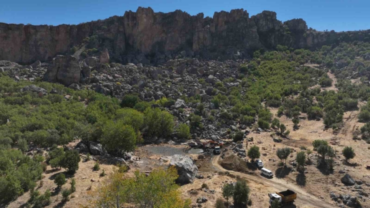 Hazro’daki Gölet Onarıldı