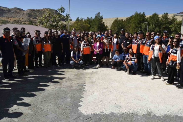 Dicle Gençlik Kampında ‘destek Afad Gönüllüsü’ Etkinliği Yapıldı