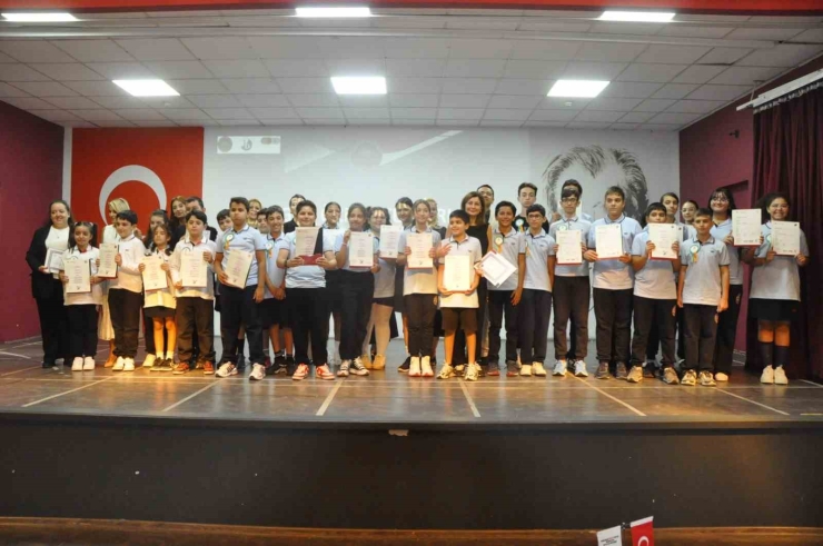 Gkv’de 2025 Cambridge Sertifika Töreni Heyecanı