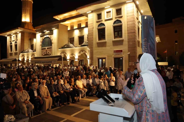 Evliliklerinde 41 Yılı Dolduran Çiftler Kutsal Topraklara Uğurlandı