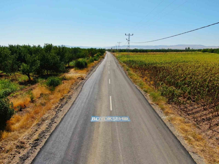 Malatya Büyükşehir’den İlçelerde Yoğun Yol Ve Asfalt Mesaisi