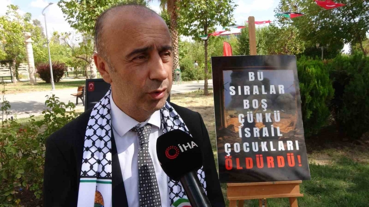 Adıyaman’da, Gazze İçin Anma Ve Dayanışma Programı Düzenlendi