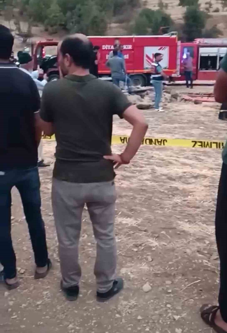 Su Kuyusuna İnen 4 Kişi Gazdan Etkilenerek Hayatını Kaybetti