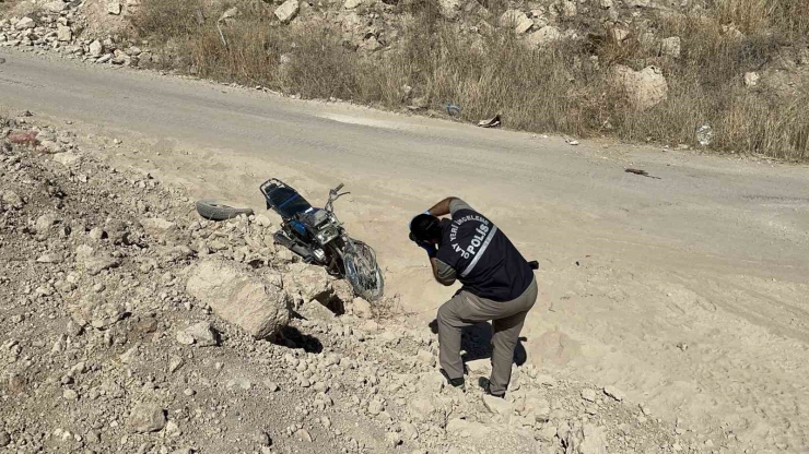 Şarampole Yuvarlanan Motosikletin Sürücüsü Ağır Yaralandı