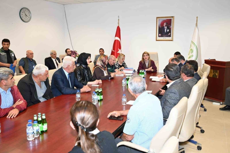 Beş İlçede Sulama Planı Yeniden Ele Alındı
