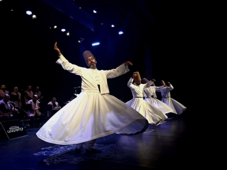 Mevlana Celaleddin-i Rumi’nin 818. Doğum Yıl Dönümü İçin Anma Programı Düzenlendi