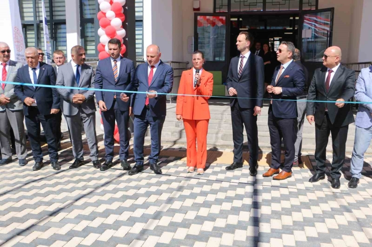 Türkiye Geneli Yapımı Tamamlanan 97 Okulun Açılış Töreni Diyarbakır’da Gerçekleştirildi