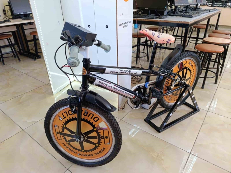Bu Bisiklet Hem Elektrik Üretiyor Hem De Bakiye Kazandırıyor