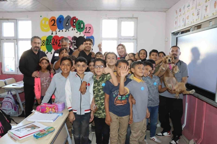 Şanlıurfa’da Minik Kalplere Hayvan Sevgisi Aşılandı