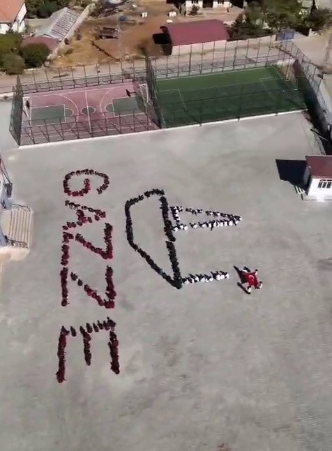 Öğrencilerden Gazze’ye Destek Mesajı