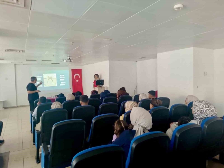 Diyarbakır’da Gebe Okulu’nda Ağız Ve Diş Sağlığı Eğitimleri Başladı