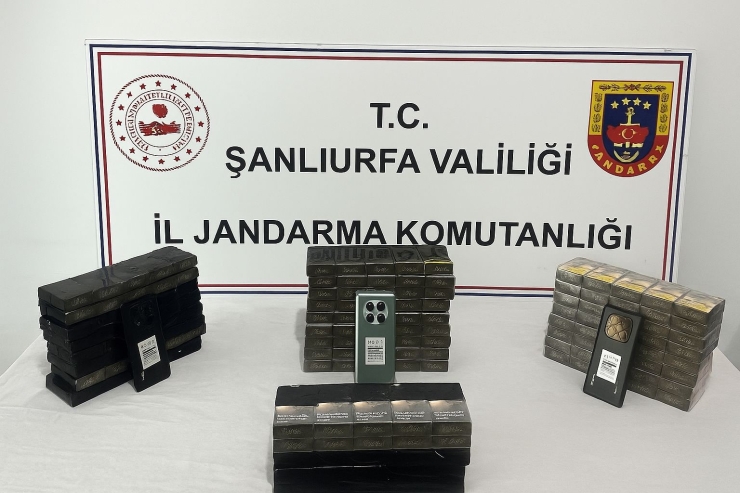 Şanlıurfa’da Gümrük Kaçağı 2 Bin 370 Paket Sigara Ele Geçirildi