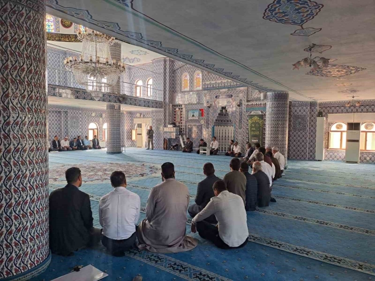 Dicle’de Cami Ve Din Görevlileri Haftası Kutlandı