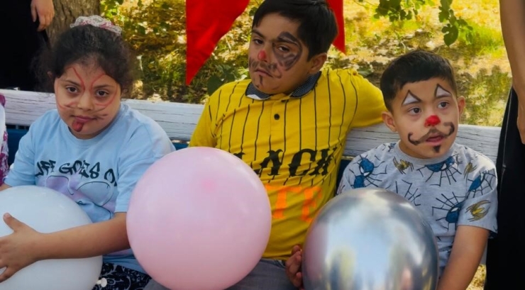 Şanlıurfa’da Engelli Çocuklara Özel Renkli Etkinlik