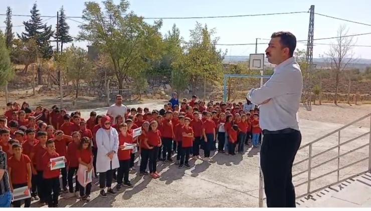 Dicle’de Öğrencilerden Gazze’ye Destek Çalışması