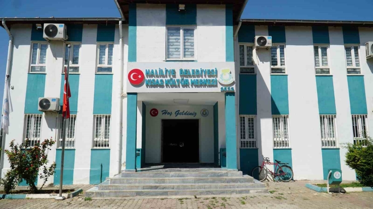 Kısas Kültür Merkezi Aşıklık Geleneğini Yeni Nesillere Taşıyor