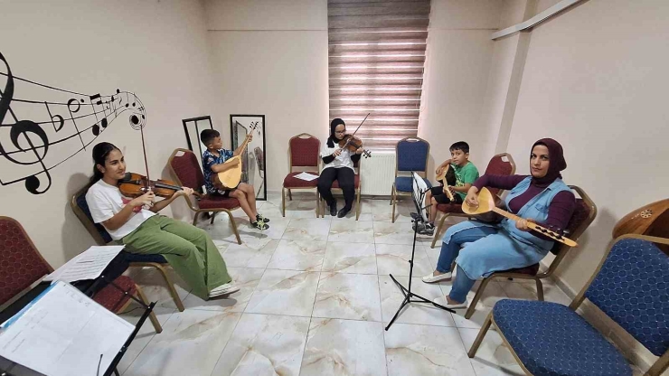 Şanlıurfa’da Gençler Kültür Ve Sanat Etkinliklerinde Buluşuyor