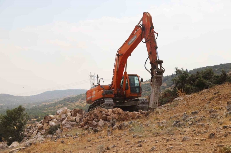 Yılmaz’dan Kırsal Mahallelere Yatırım Atağı