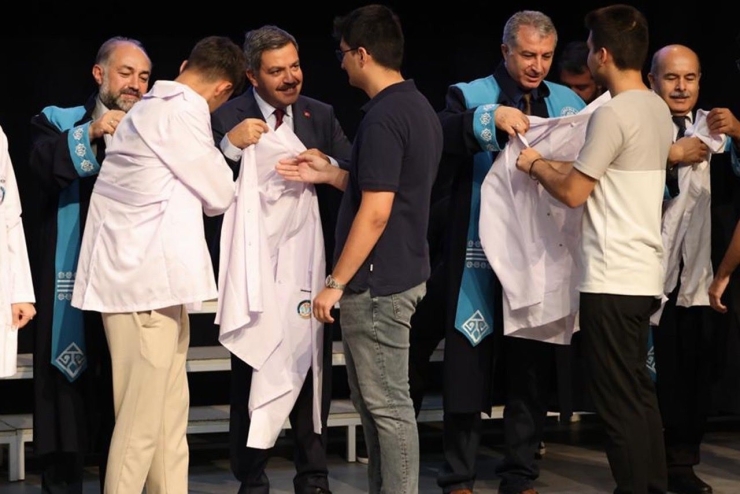 Mtü Tıp Fakültesi’nde Beyaz Önlük Heyecanı