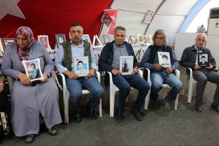 Diyarbakır Anneleri Evlat Nöbetini Kararlılıkla Sürdürüyor