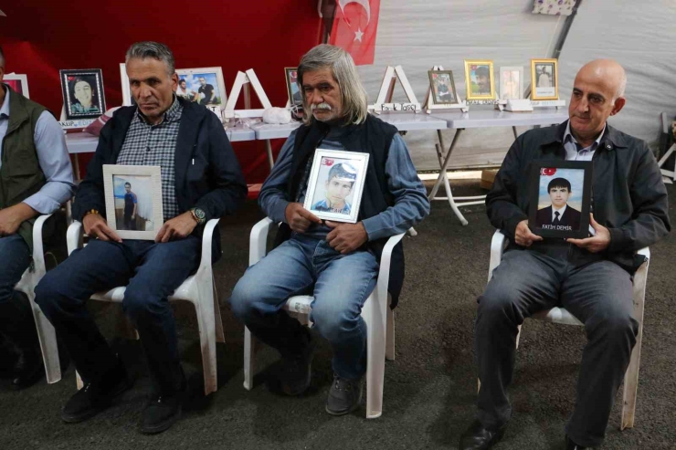 Diyarbakır Anneleri Evlat Nöbetini Kararlılıkla Sürdürüyor