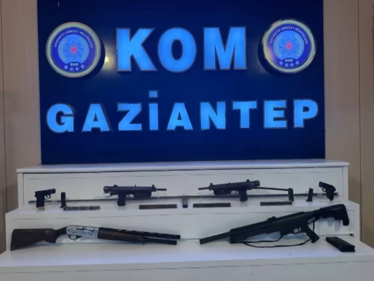 Gaziantep’te Bağ Evine Kaçak Silah Operasyonu: 6 Silah Ele Geçirildi
