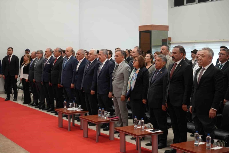 Gaziantep’te Tekstil Makineleri Fuarı Başladı