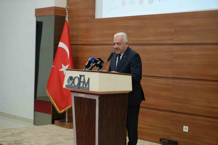 Gaziantep’te Tekstil Makineleri Fuarı Başladı