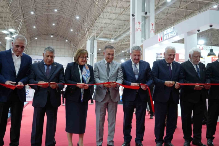 Gaziantep’te Tekstil Makineleri Fuarı Başladı