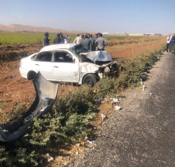 Şanlıurfa’da Otomobil Devrildi: 2 Yaralı