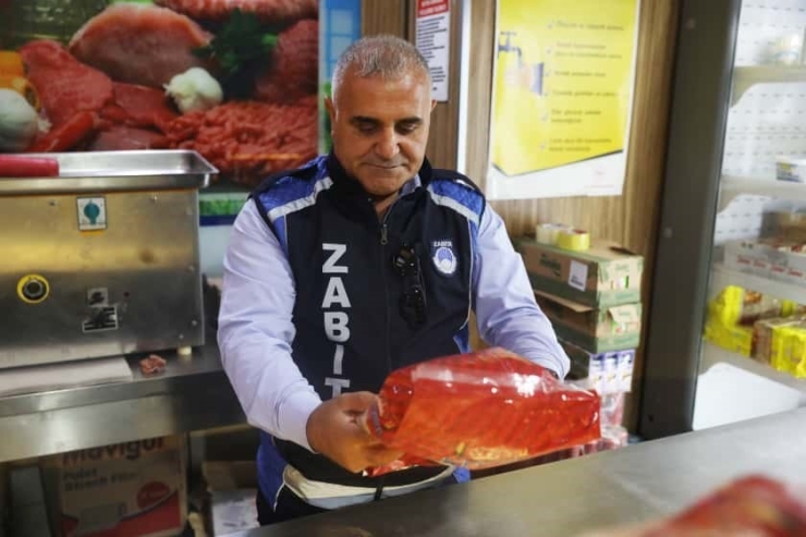 Battalgazi Zabıtası, Market Denetimlerini Sıklaştırdı