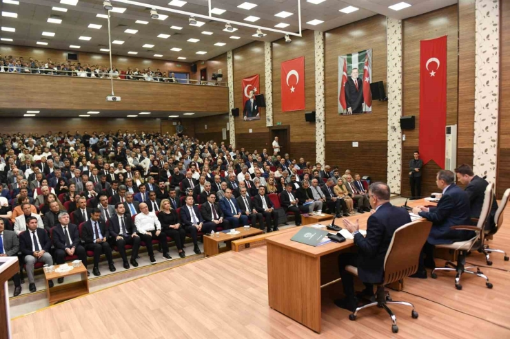 Şanlıurfa Valisi Hasan Şıldak Okul Müdürleriyle Buluştu