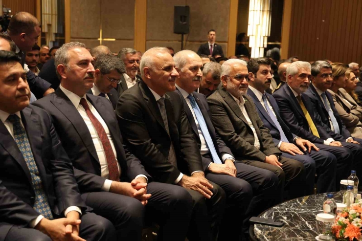 Tbmm Başkanı Kurtulmuş: "belki De İnsanlık Tarihinin En Önemli Kırılma Noktalarından Birisinden Geçiyoruz"