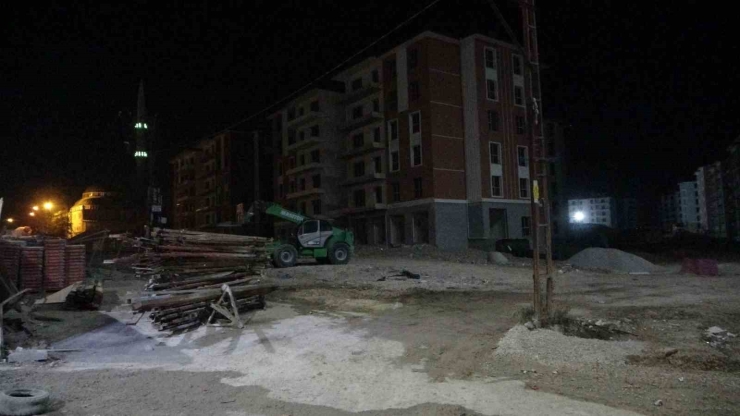 İki Gün Önce İşbaşı Yaptığı Şantiyede Rahatsızlanan İşçi Hayatını Kaybetti